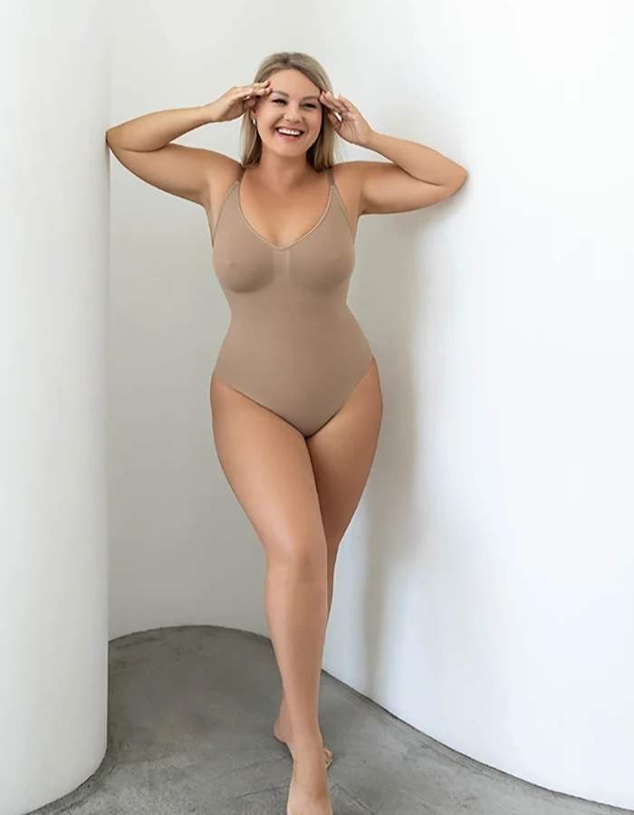 Sculpt Seamless BodyShaper™ – Thong Style